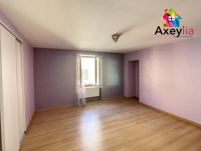 Maison - 180 m² - 7 pièces