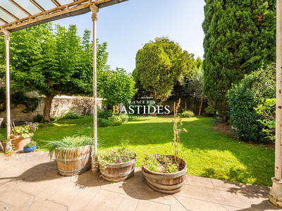 Maison ancienne - 400 m² - 9 pièces