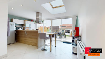 Maison - 131 m² - 6 pièces