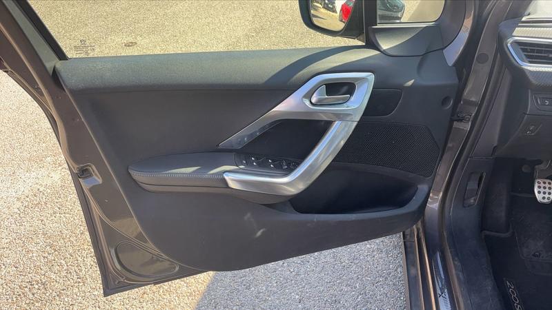 Peugeot 2008 1.6 BlueHdi 120 Crossway