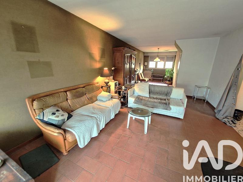 Maison - 93 m² - 5 pièces