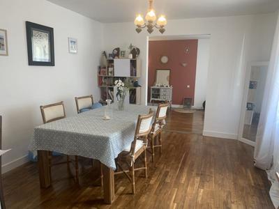 Maison - 120 m² - 4 pièces