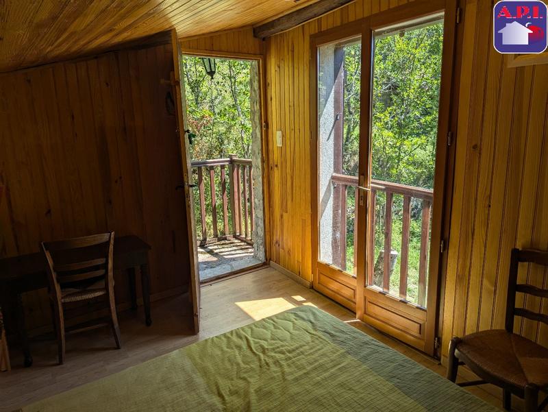 Maison - 91 m² - 6 pièces