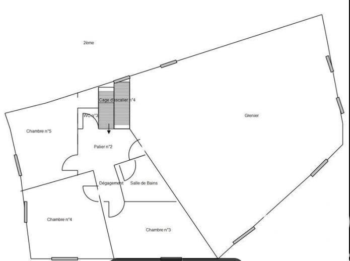Maison - 201 m² - 10 pièces