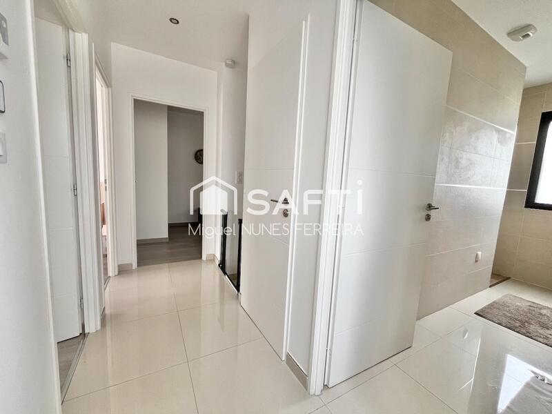 Maison - 168 m² - 7 pièces