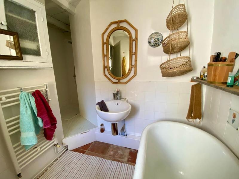 Maison - 260 m² - 9 pièces