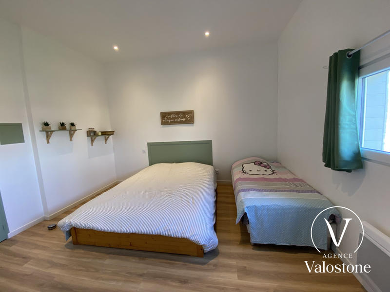 Maison - 198 m² - 6 pièces