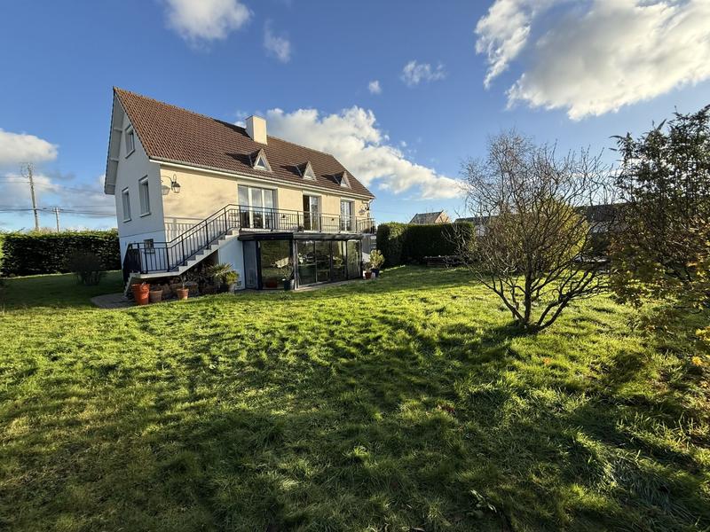 Maison - 150 m² - 5 pièces