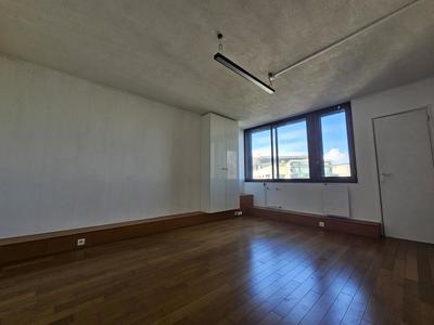 Bureau - 43 m² - 2 pièces