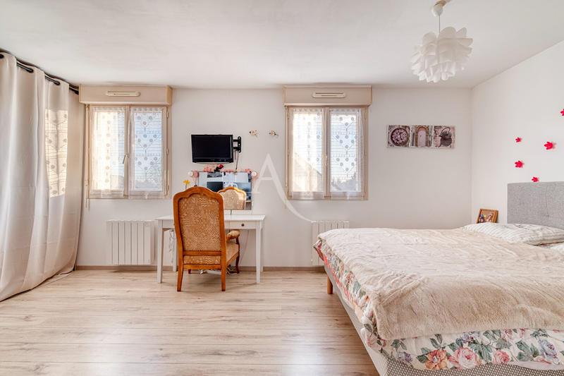 Maison - 108 m² - 6 pièces