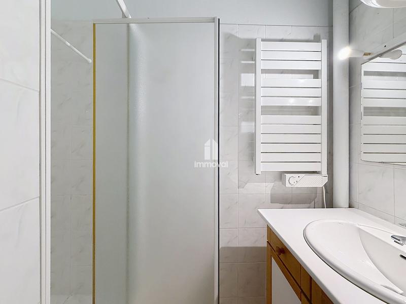 Appartement - 75 m² - 4 pièces