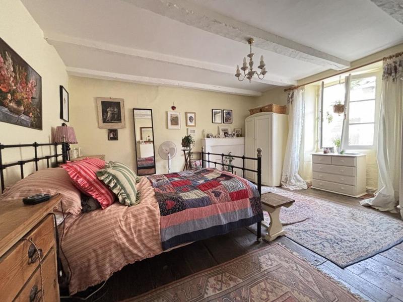 Maison - 108 m² - 5 pièces