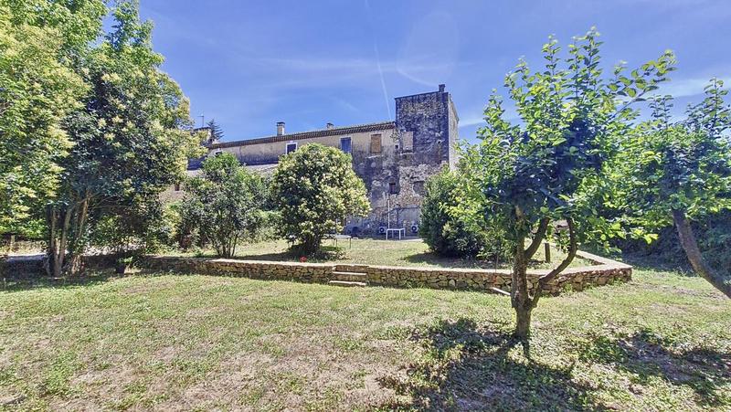 Mas - 340 m² - 7 pièces