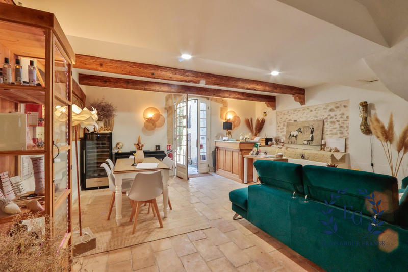Bastide - 530 m² - 15 pièces