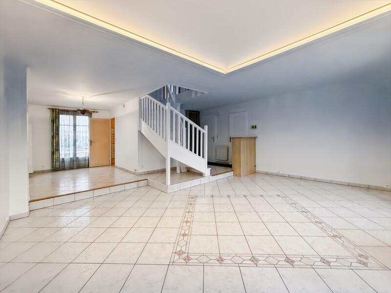 Maison - 173 m² - 7 pièces