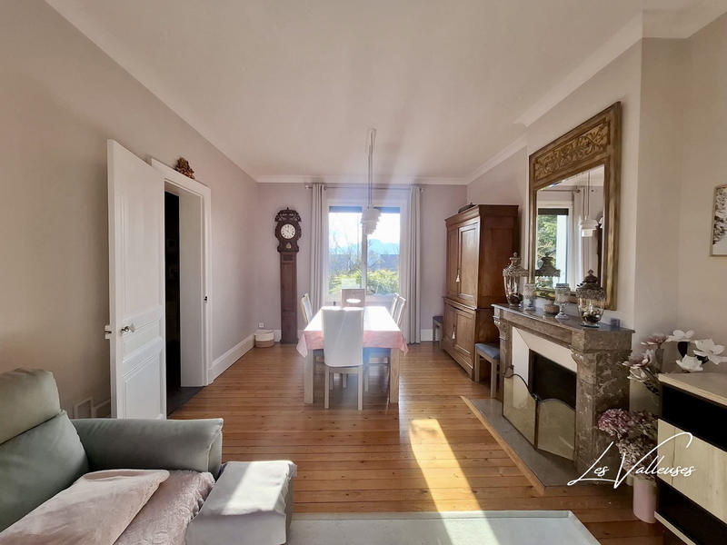 Maison ancienne - 130 m² - 10 pièces