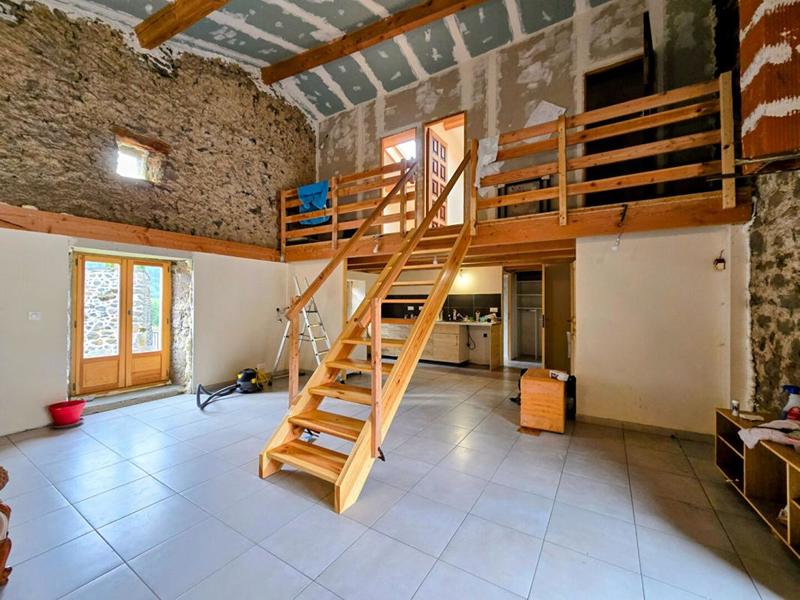 Maison en pierre - 200 m² - 5 pièces