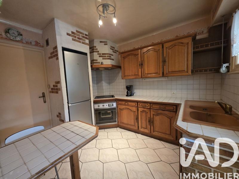 Maison - 90 m² - 5 pièces
