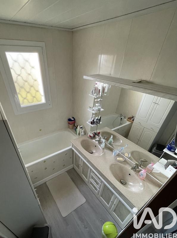 Maison - 99 m² - 4 pièces