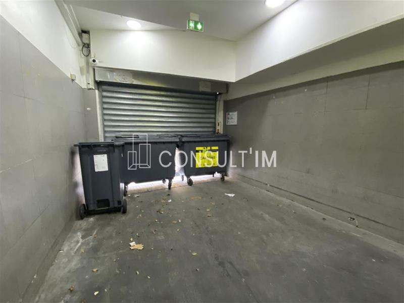 Local commercial - 210 m²