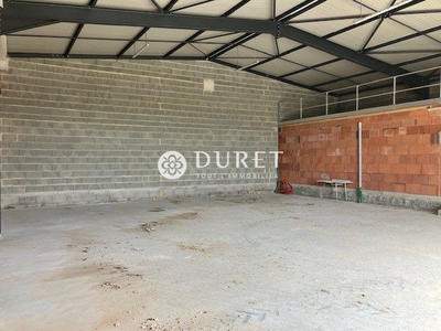 Local d'activités - 240 m²