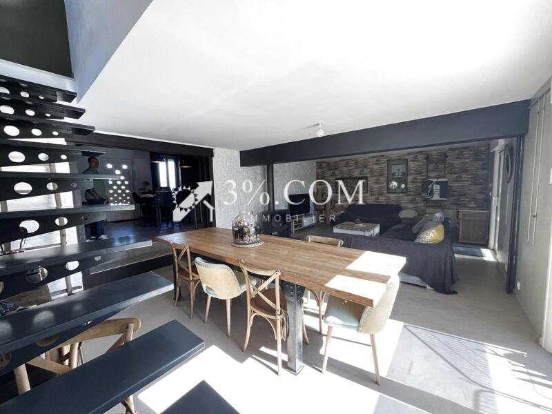 Maison - 145 m² - 5 pièces