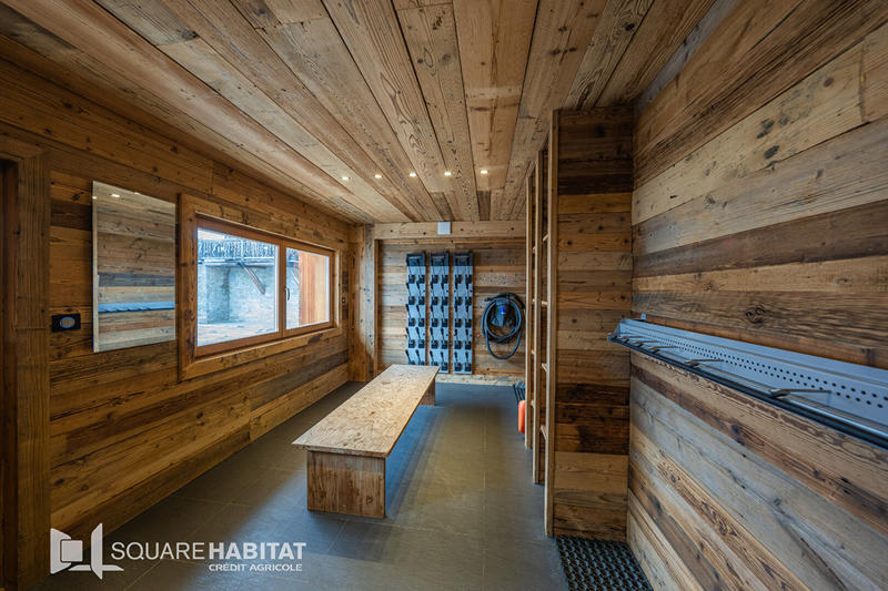 Châlet - 326 m² - 11 pièces