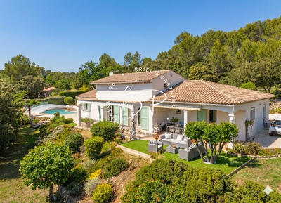 Maison - 190 m² - 6 pièces