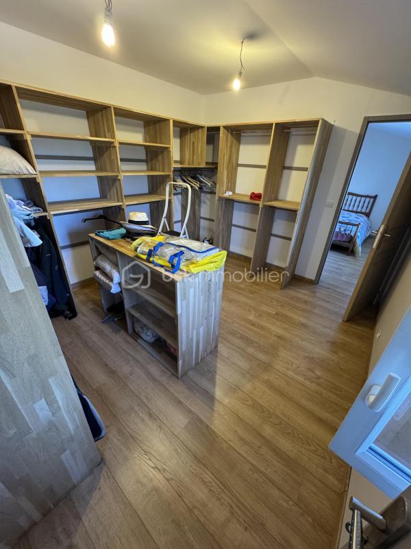 Demeure - 248 m² - 8 pièces