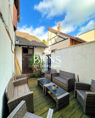 Maison ancienne - 181 m² - 7 pièces