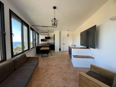 Appartement - 83 m² - 3 pièces