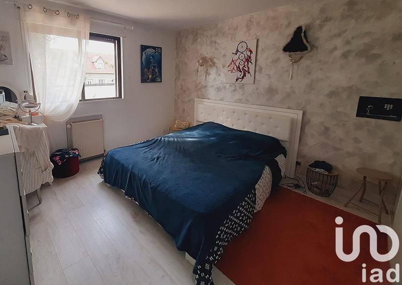 Maison - 208 m² - 8 pièces