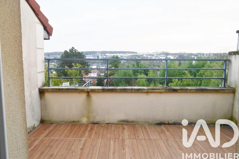 Appartement - 90 m² - 4 pièces