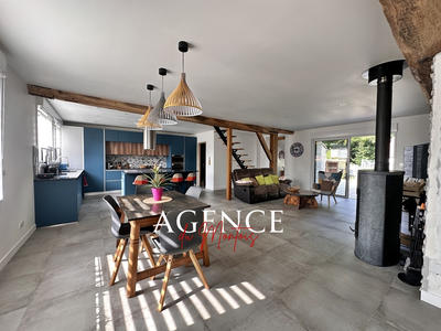 Maison - 142 m² - 6 pièces