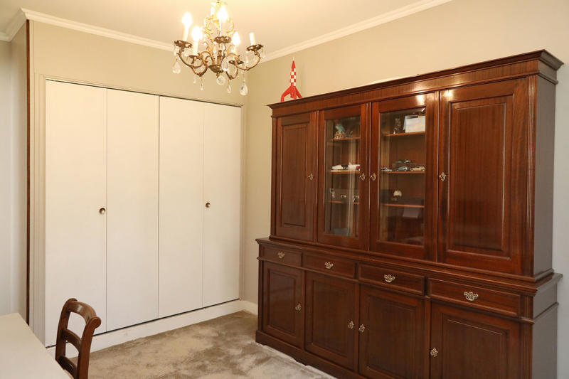 Maison - 228 m² - 12 pièces