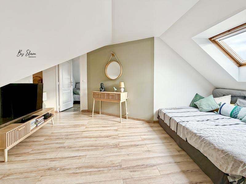 Maison - 191 m² - 8 pièces