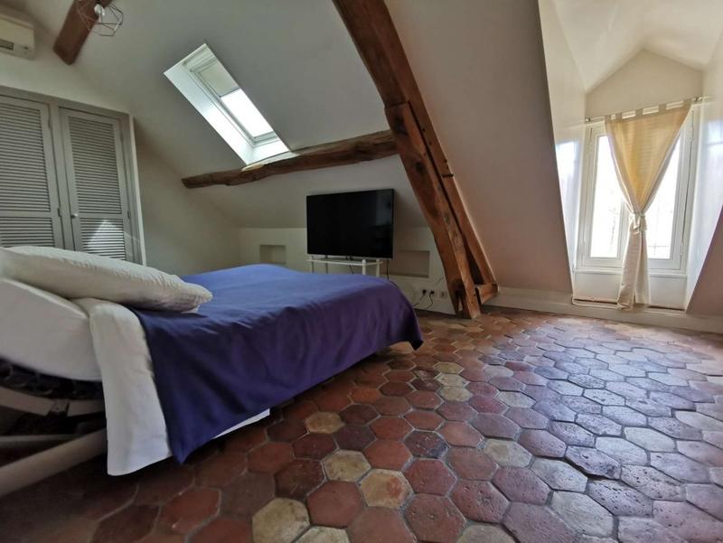 Appartement - 232 m² - 7 pièces