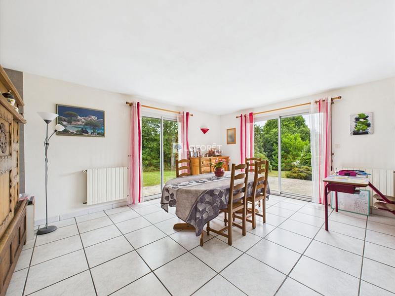 Maison - 145 m² - 6 pièces