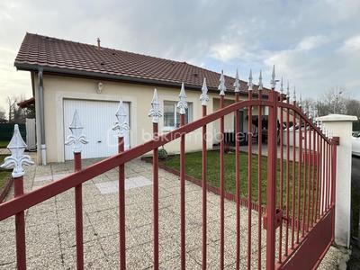 Pavillon - 120 m² - 5 pièces