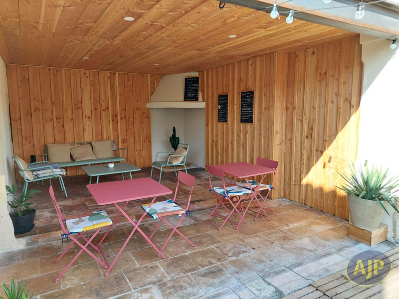 Maison bourgeoise - 323 m² - 12 pièces