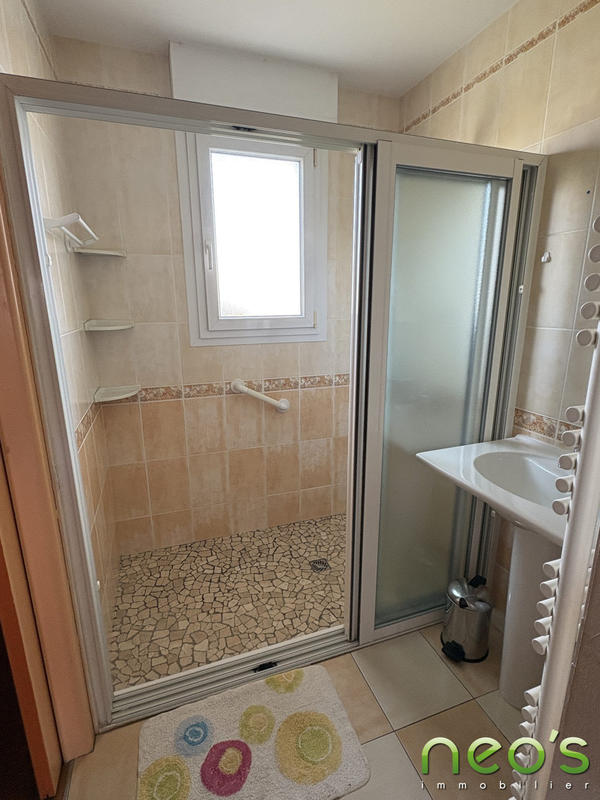 Maison - 92 m² - 5 pièces