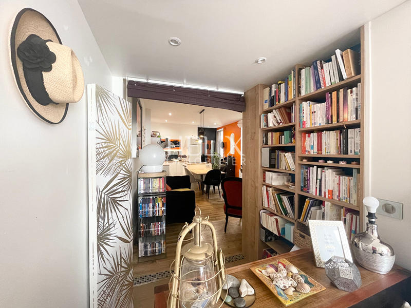 Appartement - 85 m² - 4 pièces