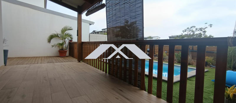 Maison - 103 m² - 4 pièces