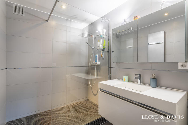 Appartement - 70 m² - 3 pièces