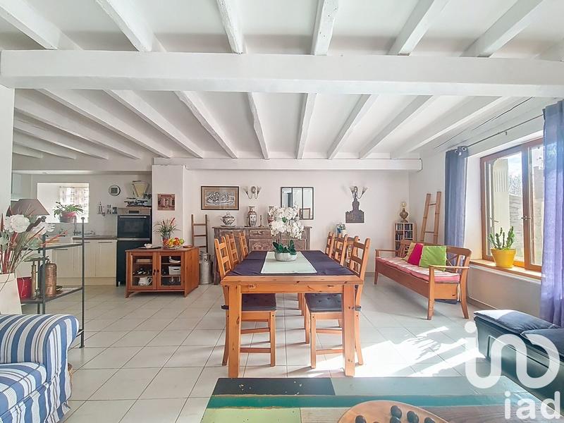 Maison - 181 m² - 7 pièces