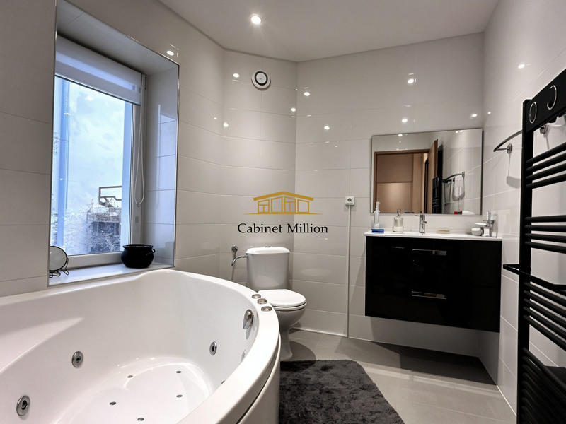 Maison - 82 m² - 5 pièces