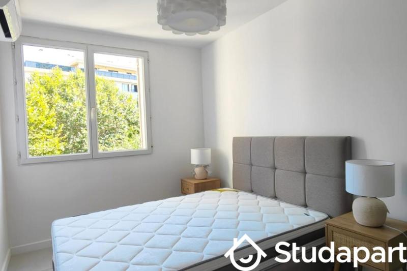 Studio - 46 m² - 3 pièces