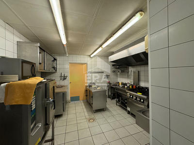 Maison - 380 m² - 11 pièces