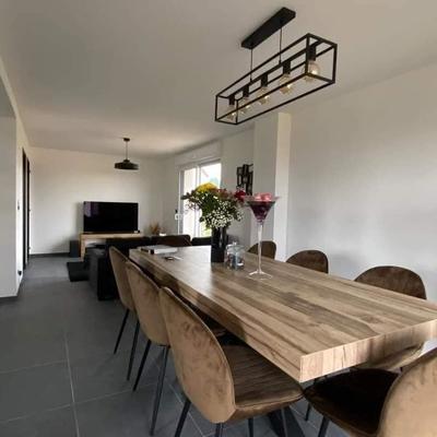 Maison - 96 m² - 4 pièces