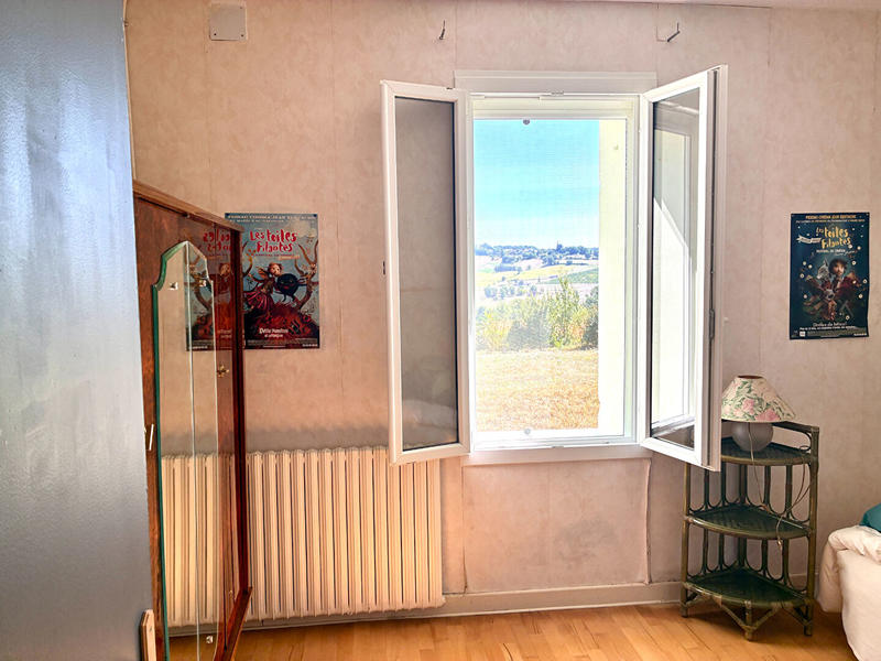 Maison - 218 m² - 6 pièces